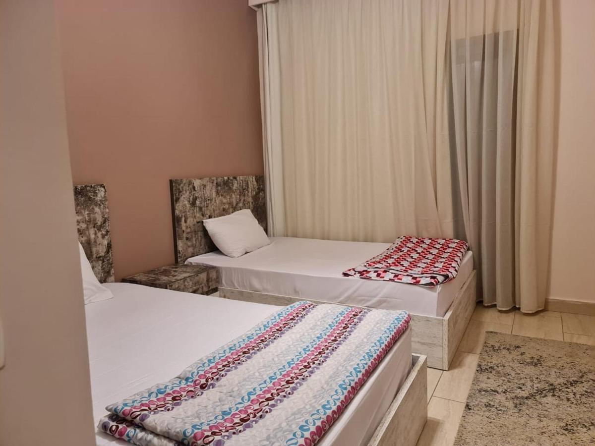 Apartament In Aldau Heights