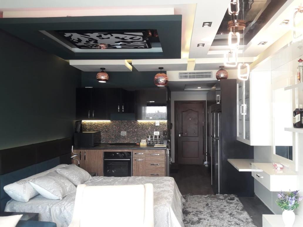 Apartament In Aldau Heights *