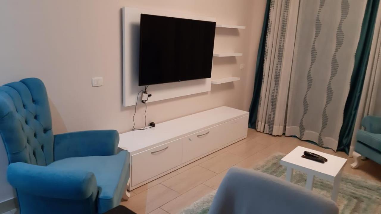 Apartament In Aldau Heights