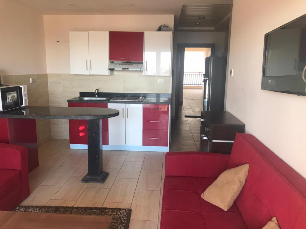 Apartament In Aldau Heights *