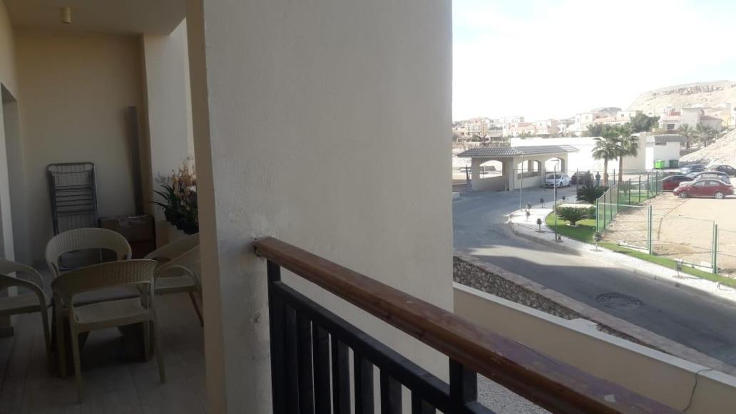Apartament In Aldau Heights *